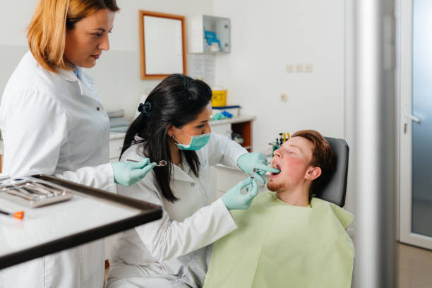 Best Emergency Treatment for Dental Infections or Abscesses in Willits, CA